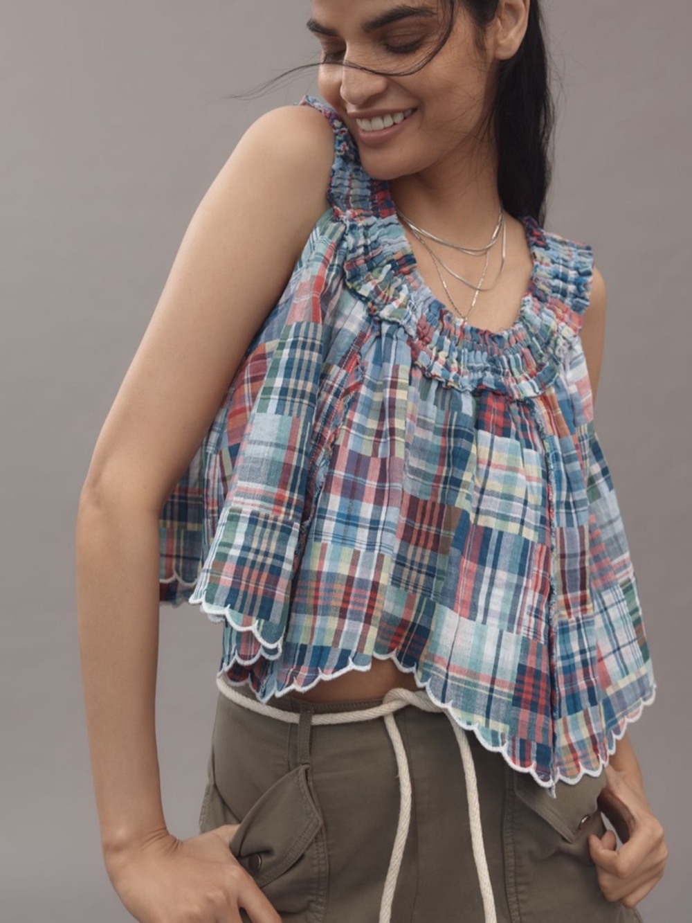 ANTHROPOLOGIE • SCALLOP TOP